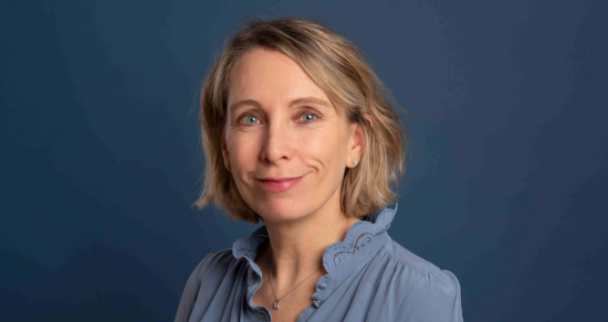 L’IA en santé mentale : alliée thérapeutique ou refuge risqué face à la solitude ? Le Dr Fanny Jacq répond